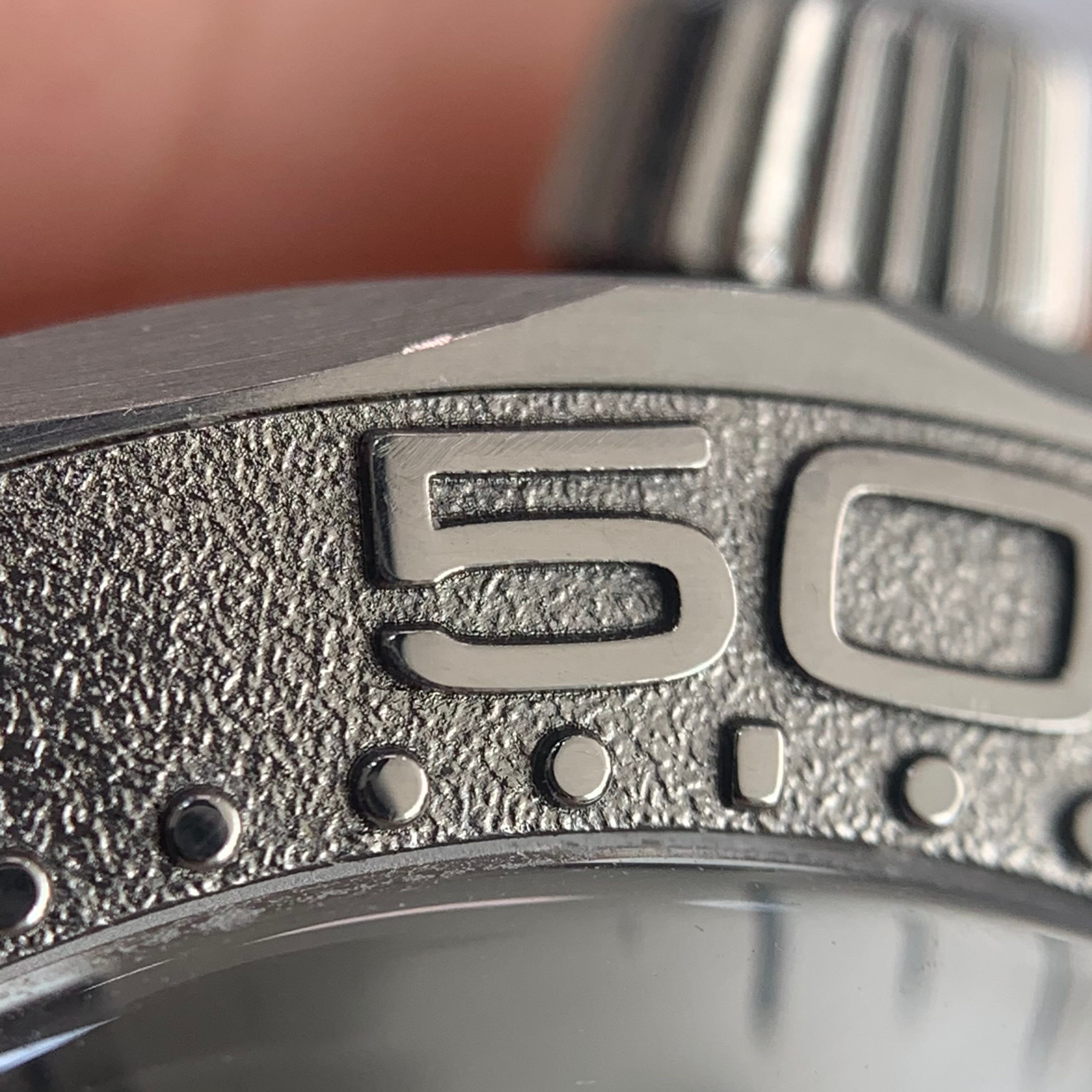 Omega Seahorse Series 42  210.32.42.20.06.002
