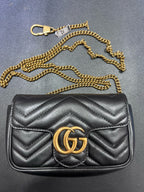Gucci 476433DSVRT1000