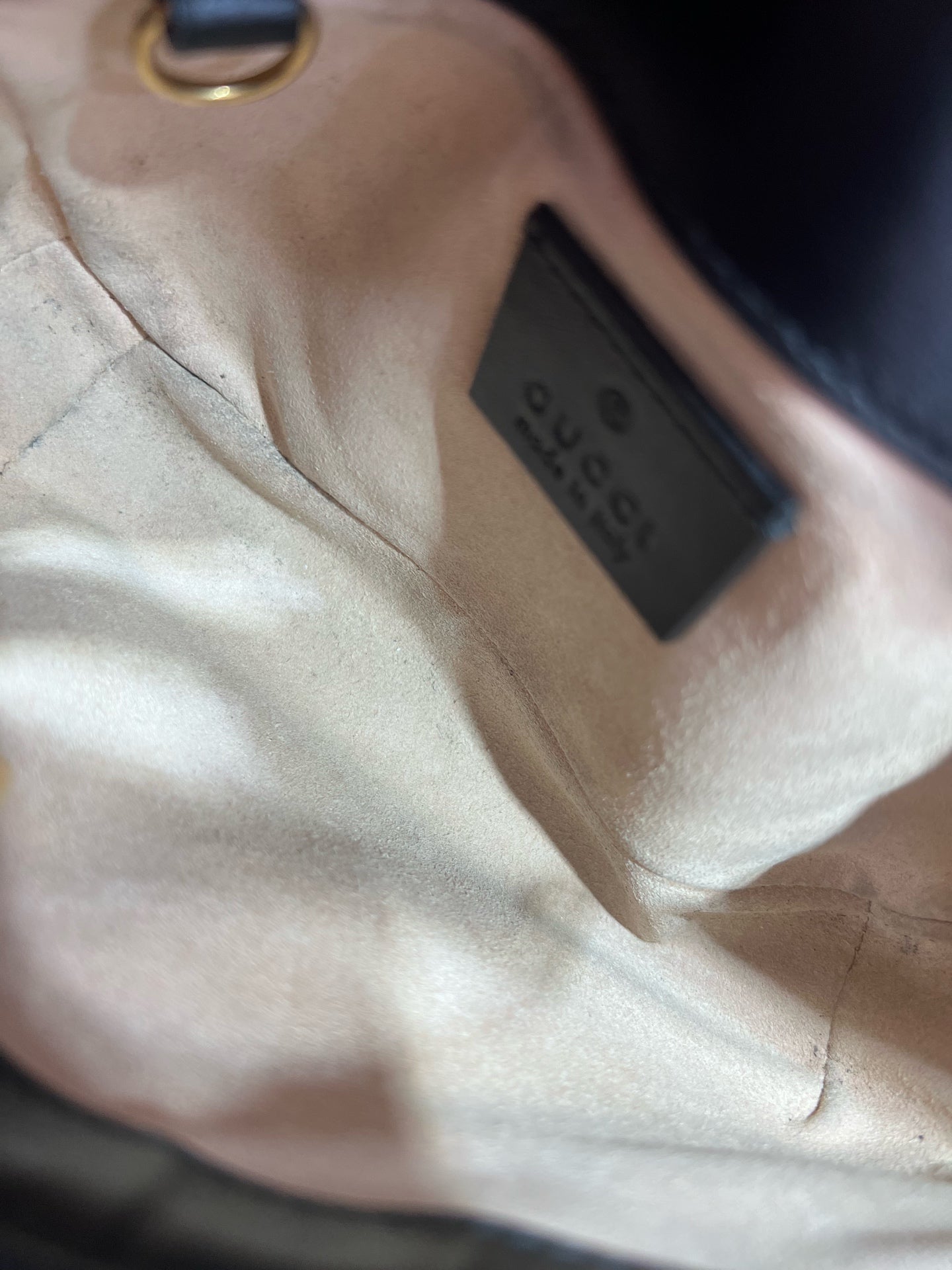 Gucci 476433DSVRT1000