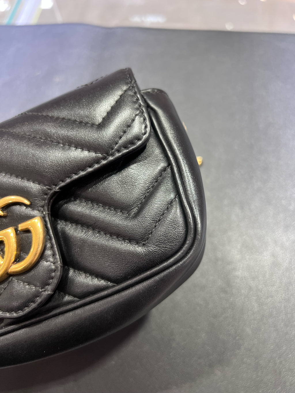 Gucci 476433DSVRT1000