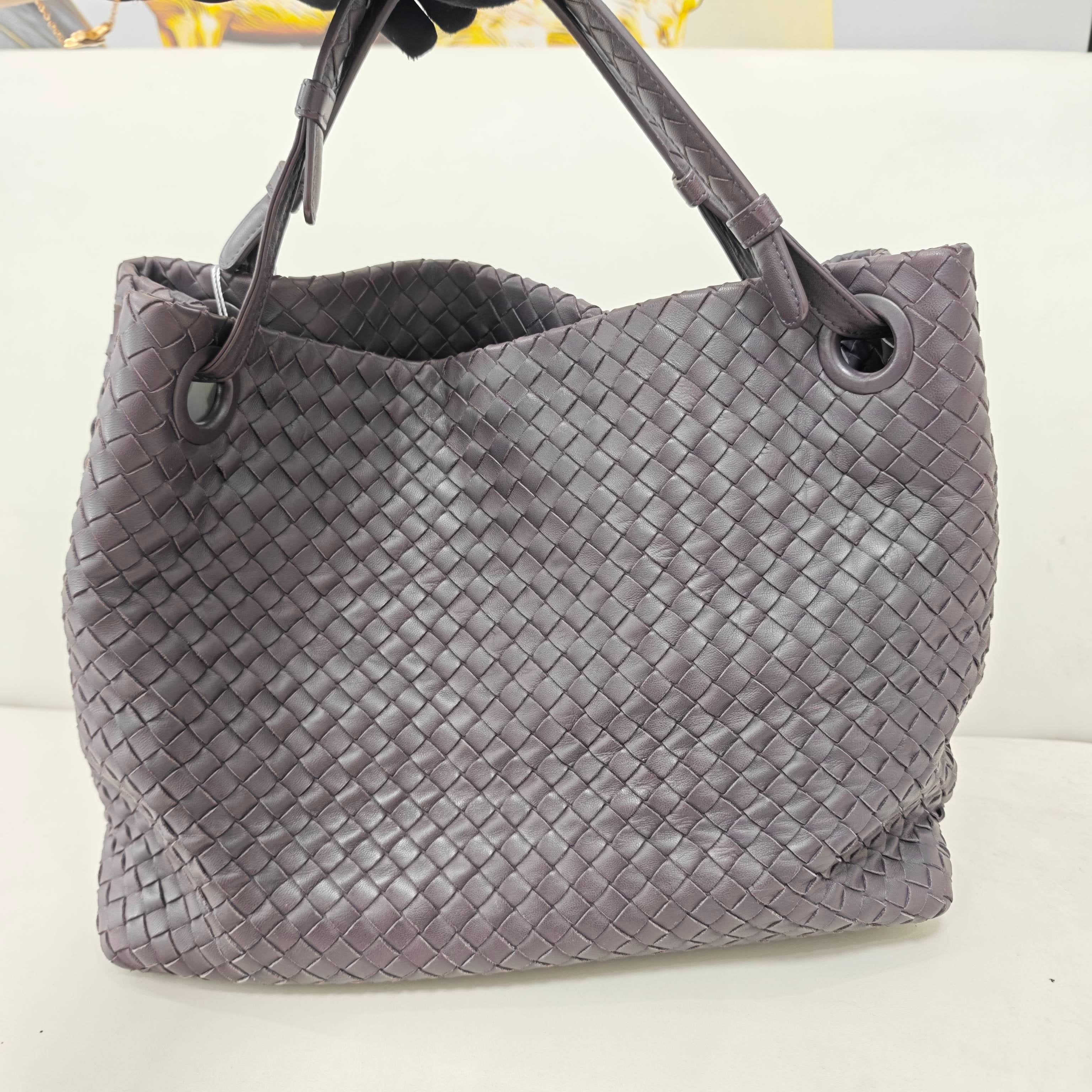 Bottega Veneta Shoulder Bag