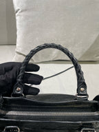 Balenciaga Black Crossbody 300295-DB5XN-1060