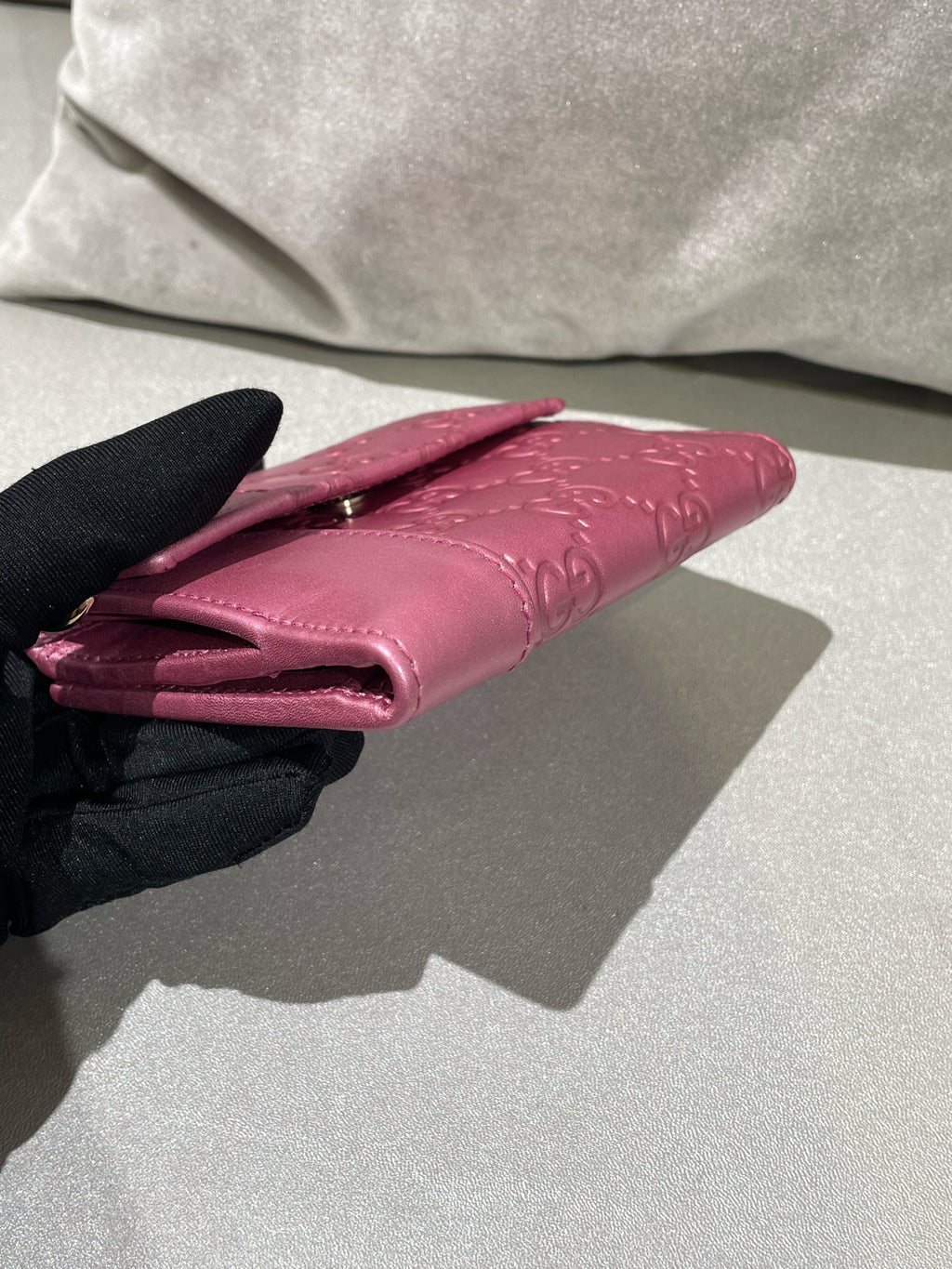 Gucci Pink 212105-AA61G-2019