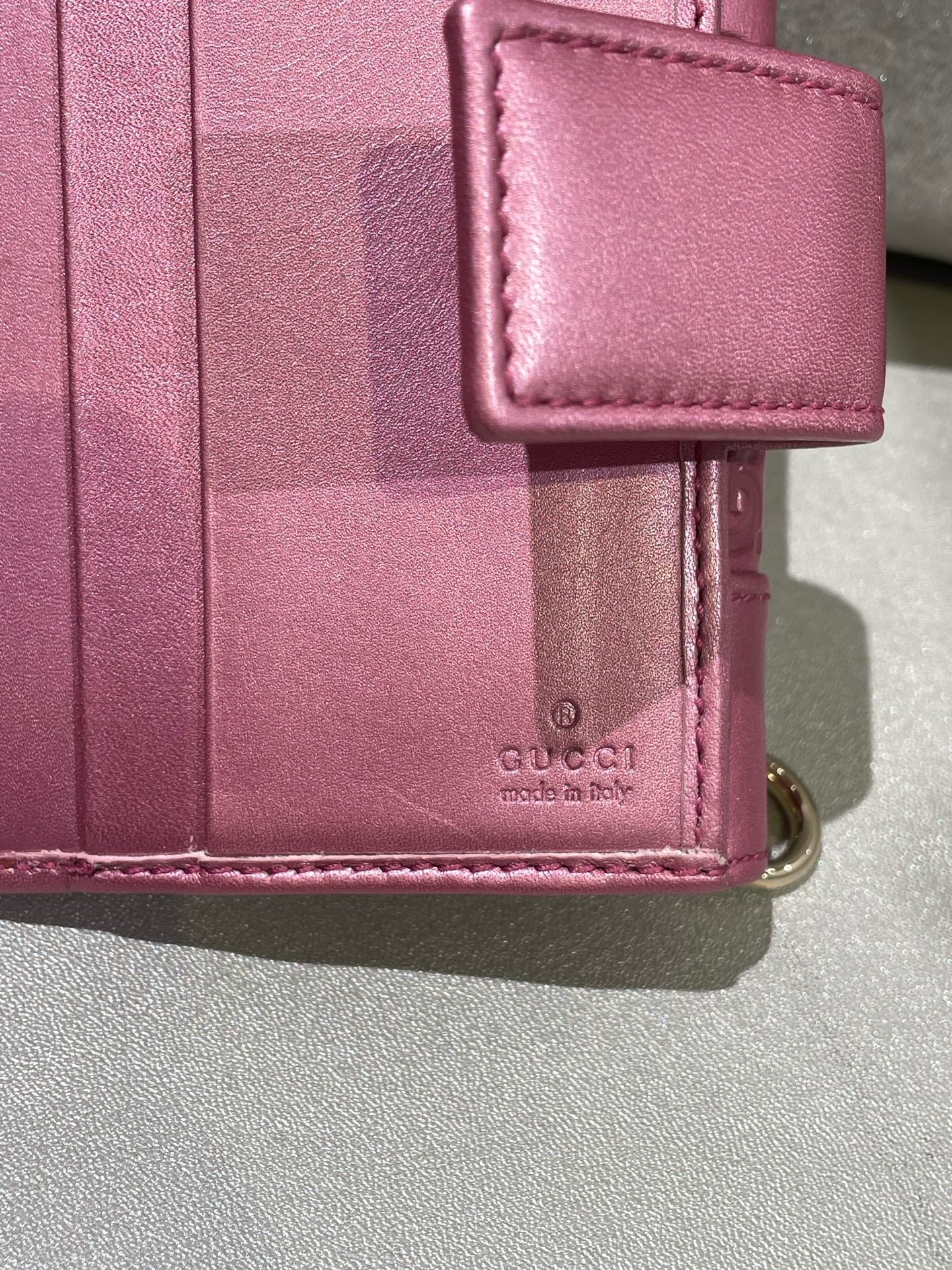 Gucci Pink 212105-AA61G-2019
