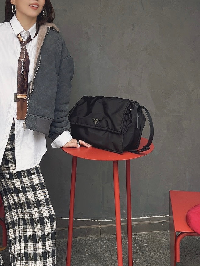 Prada Cini Large Re-Nylon Recycled Nylon Messenger Bag Cordura Messenger Bag 1BD256_RDLN_F0002_V_OOO