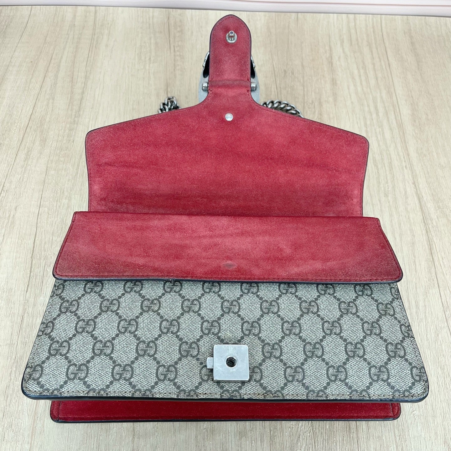 Gucci GUCCI Red
