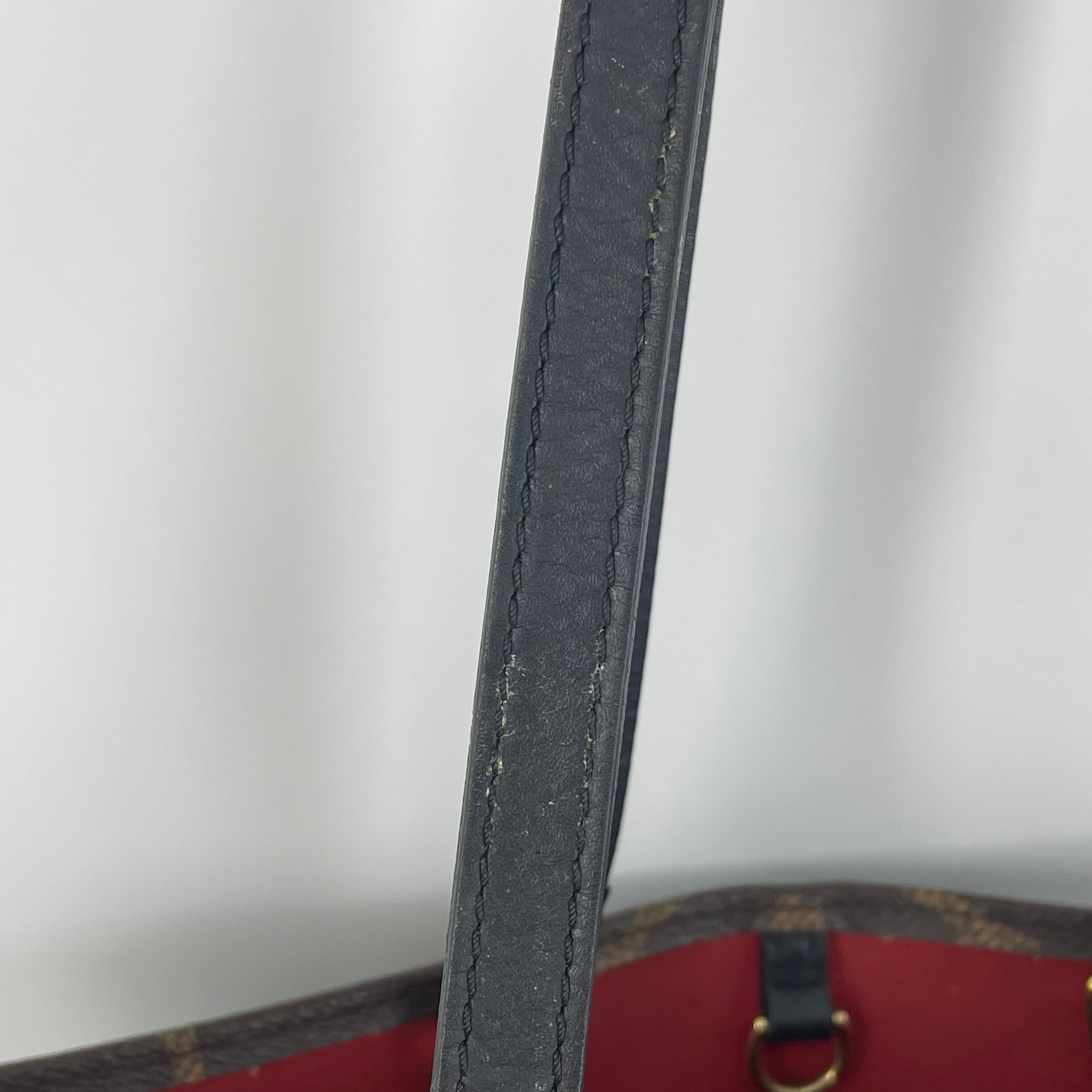 Louis Vuitton Tote