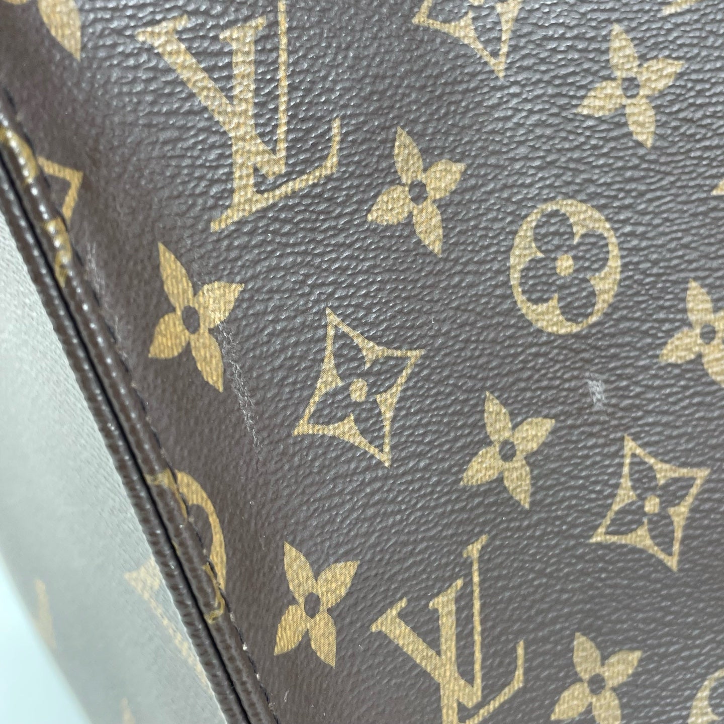 Louis Vuitton Tote