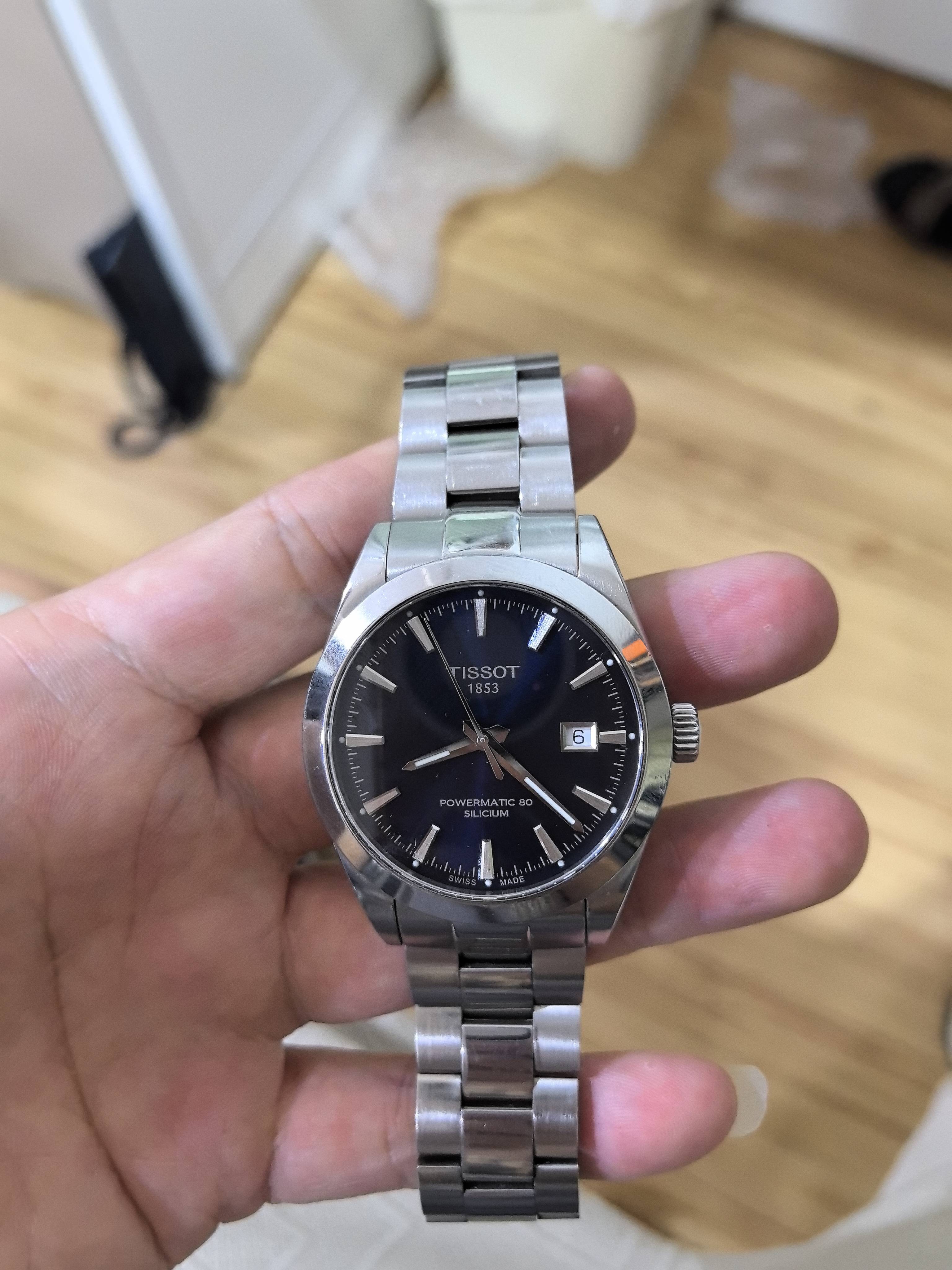 Tissot Elegance Automatic (self-winding) watch 40 millimeters T1274071104100