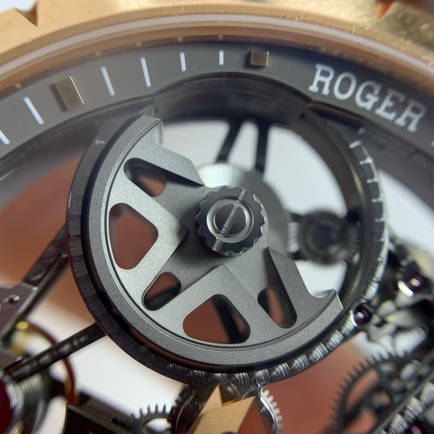 Roger Dubuis King of Kings 42 millimeters RDDBEX0422