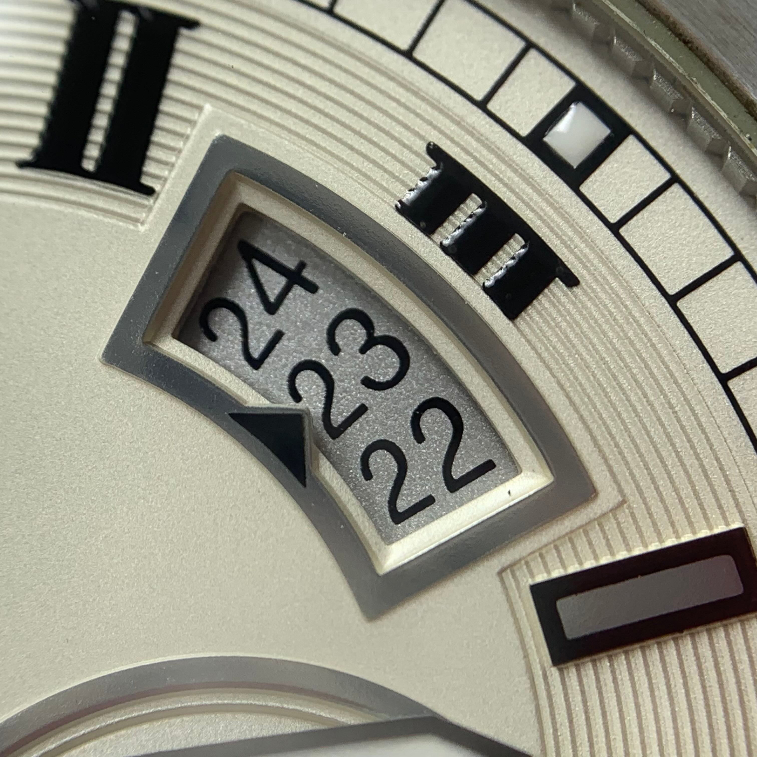 Cartier CALIBRE DE CARTIER 42 millimeters W7100013