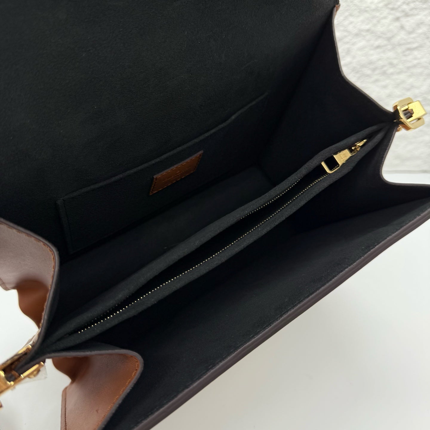 Louis Vuitton Crossbody