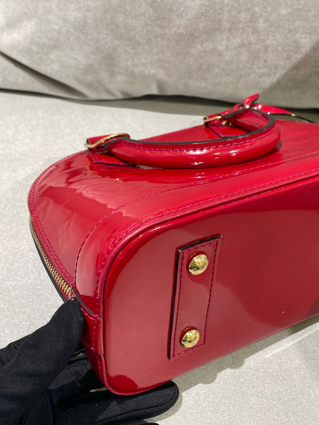 Louis Vuitton Red Crossbody M91606