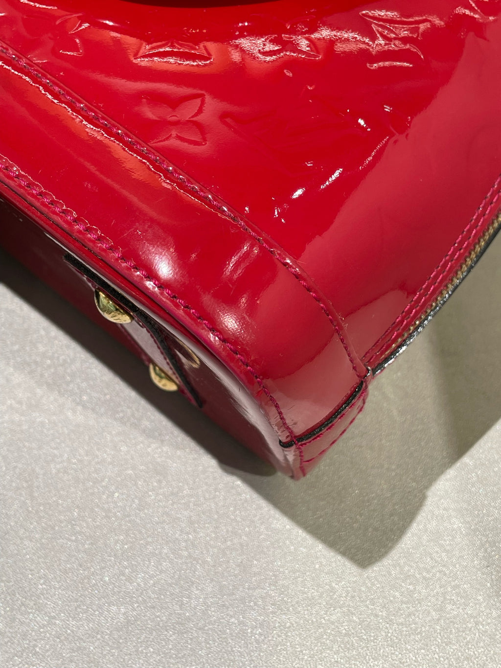 Louis Vuitton Red Crossbody M91606