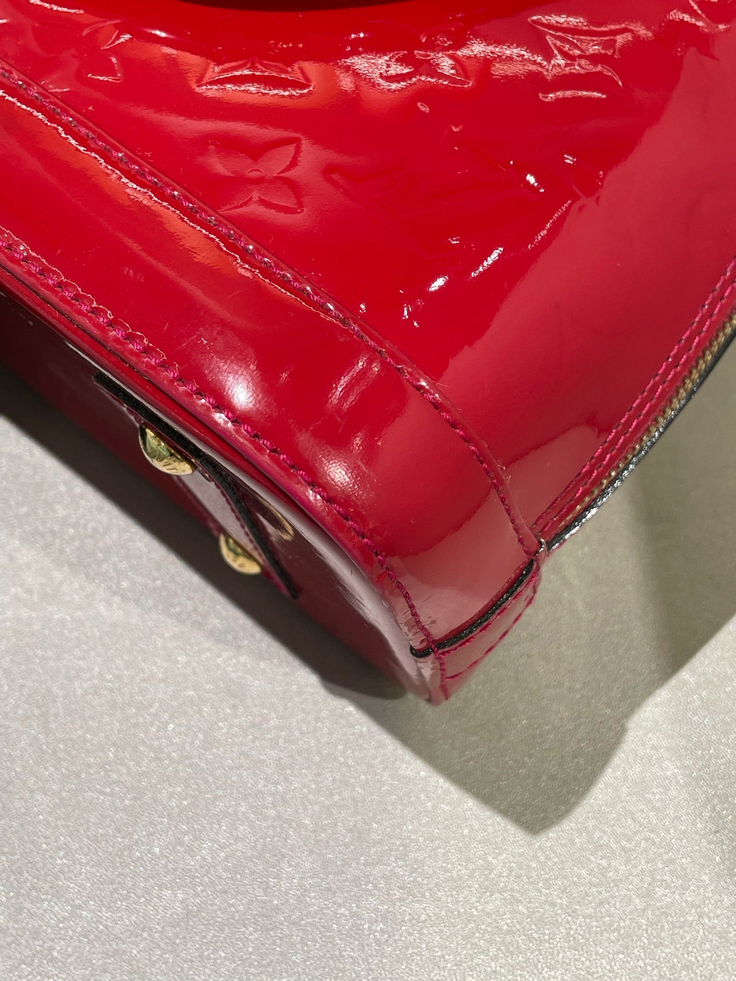 Louis Vuitton Red Crossbody M91606