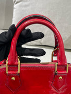 Louis Vuitton Red Crossbody M91606