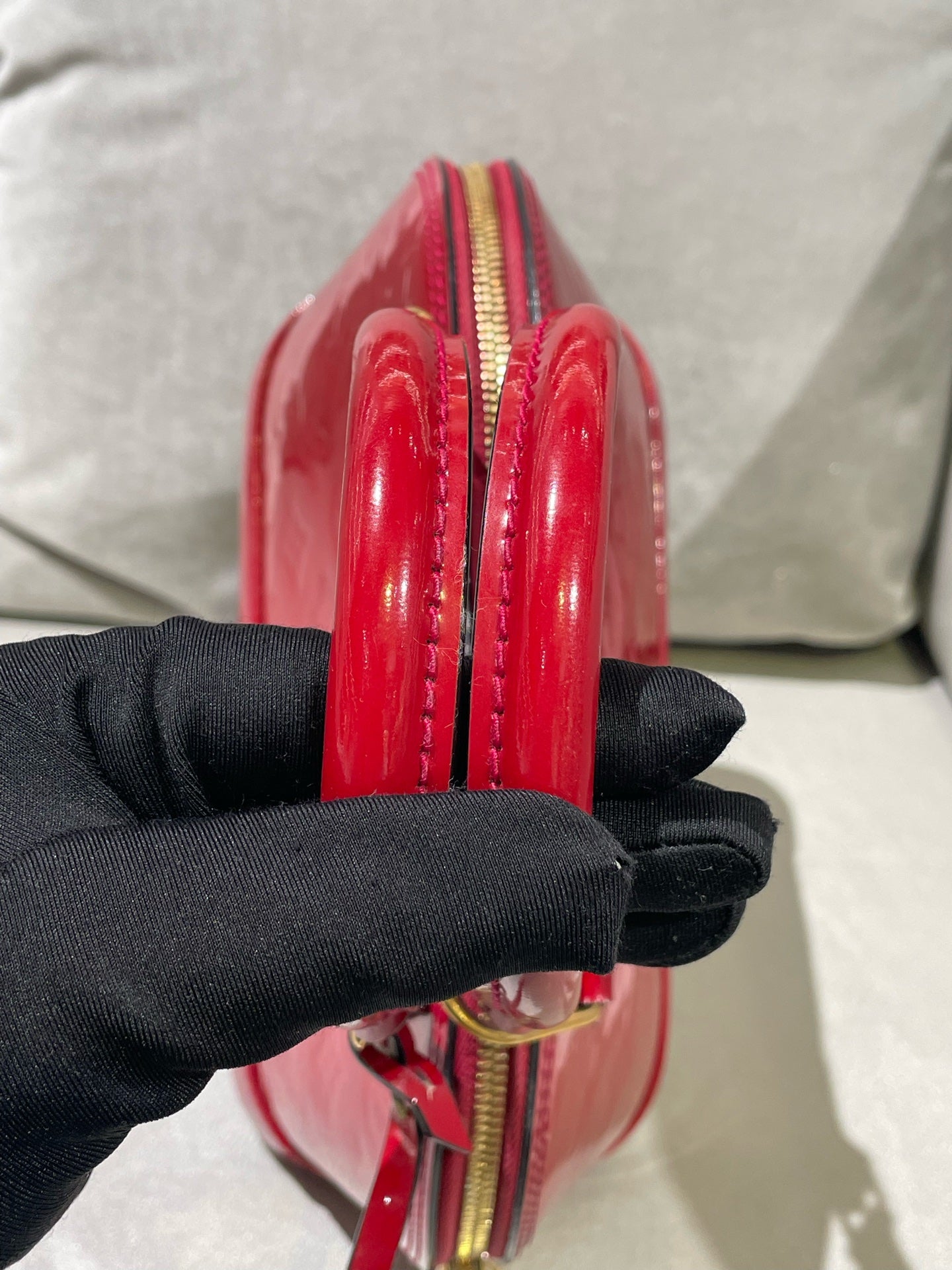 Louis Vuitton Red Crossbody M91606