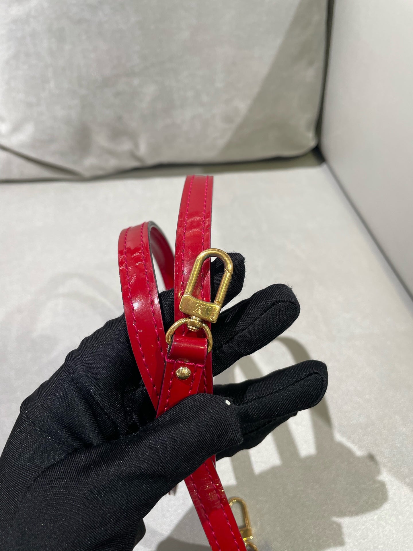 Louis Vuitton Red Crossbody M91606