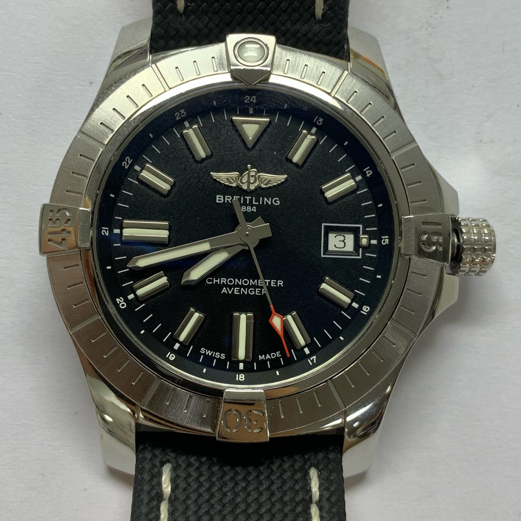 Breitling Avenger 43 millimeters A17318101B1X1