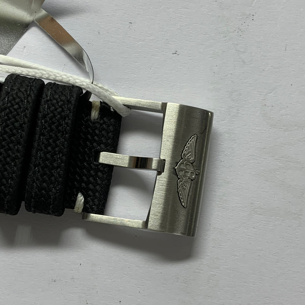 Breitling Avenger 43 millimeters A17318101B1X1