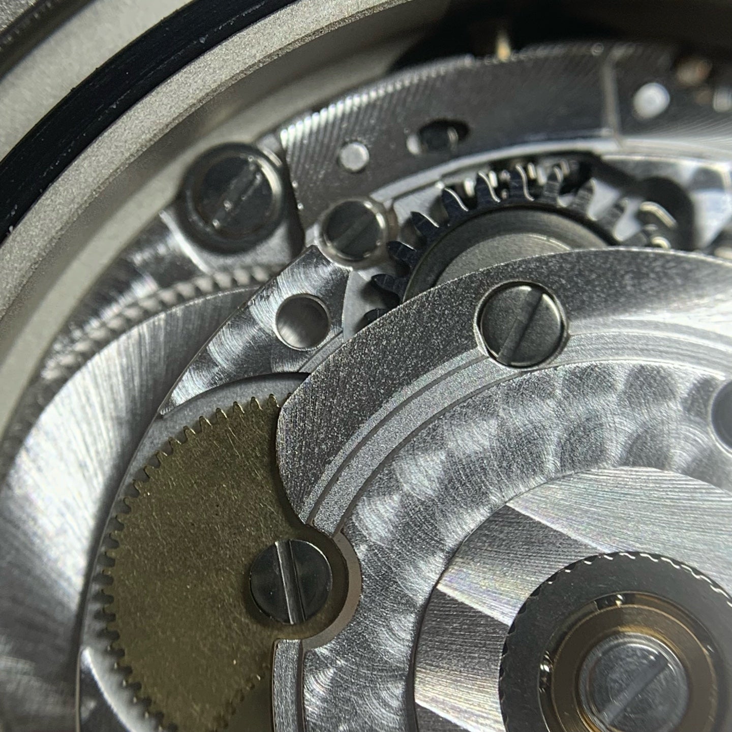 Breitling Avenger 43 millimeters A17318101B1X1