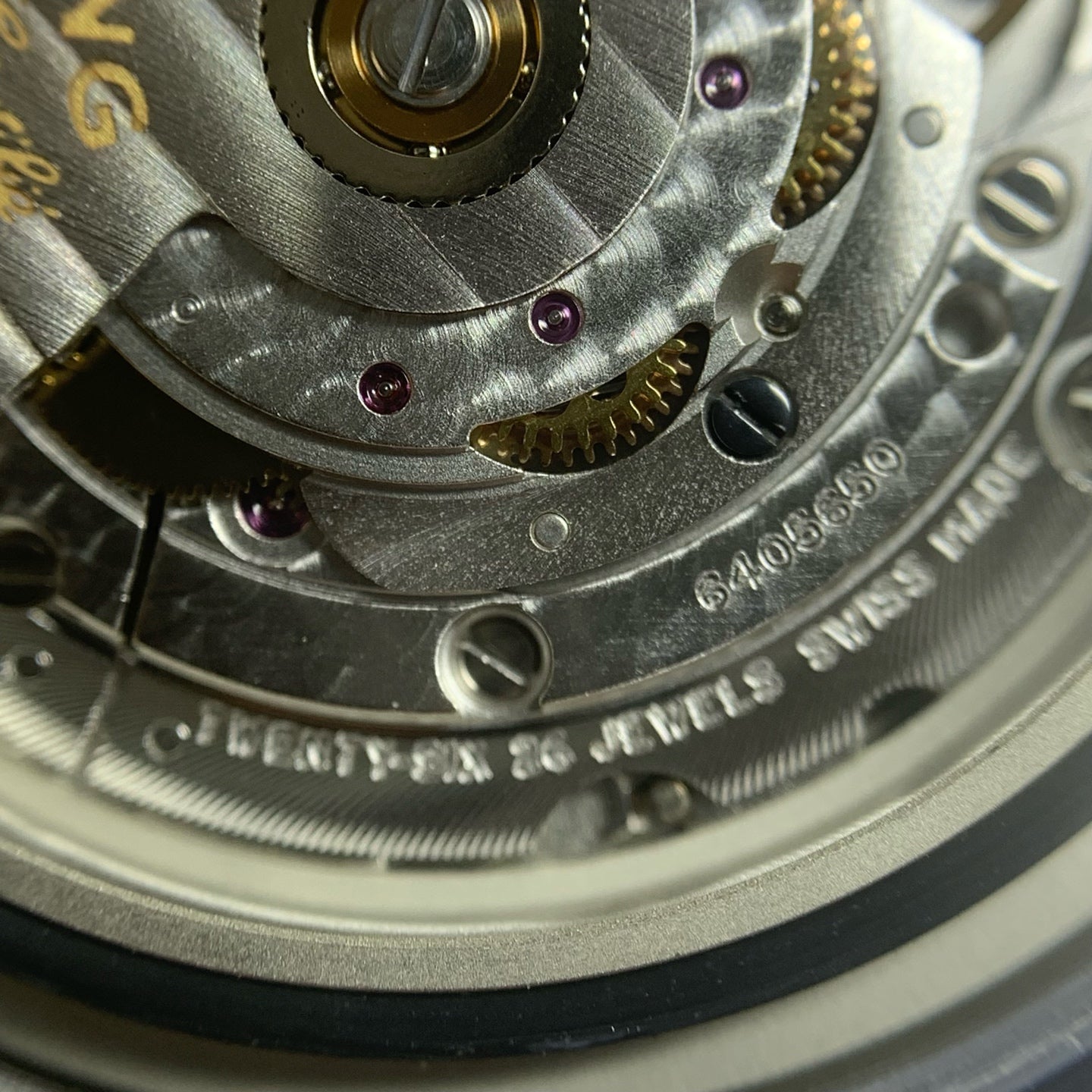 Breitling Avenger 43 millimeters A17318101B1X1