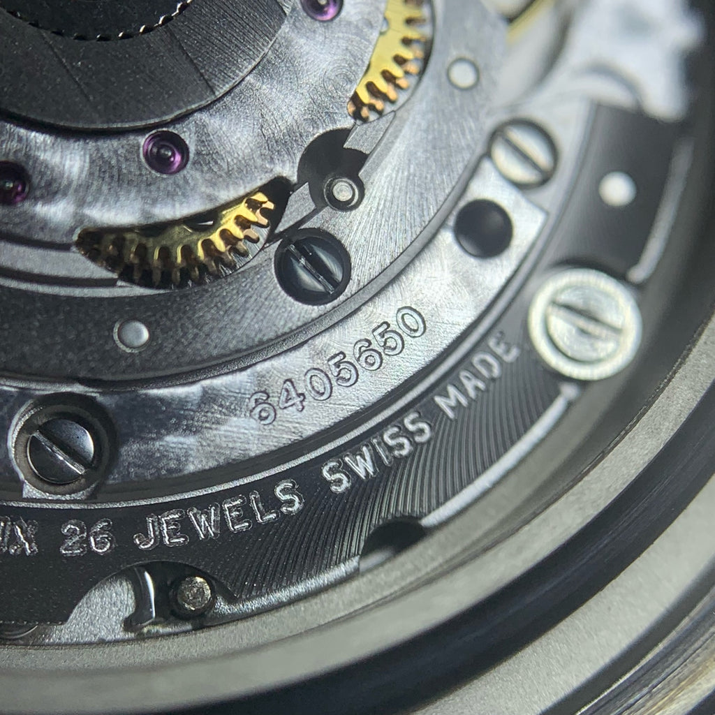 Breitling Avenger 43 millimeters A17318101B1X1