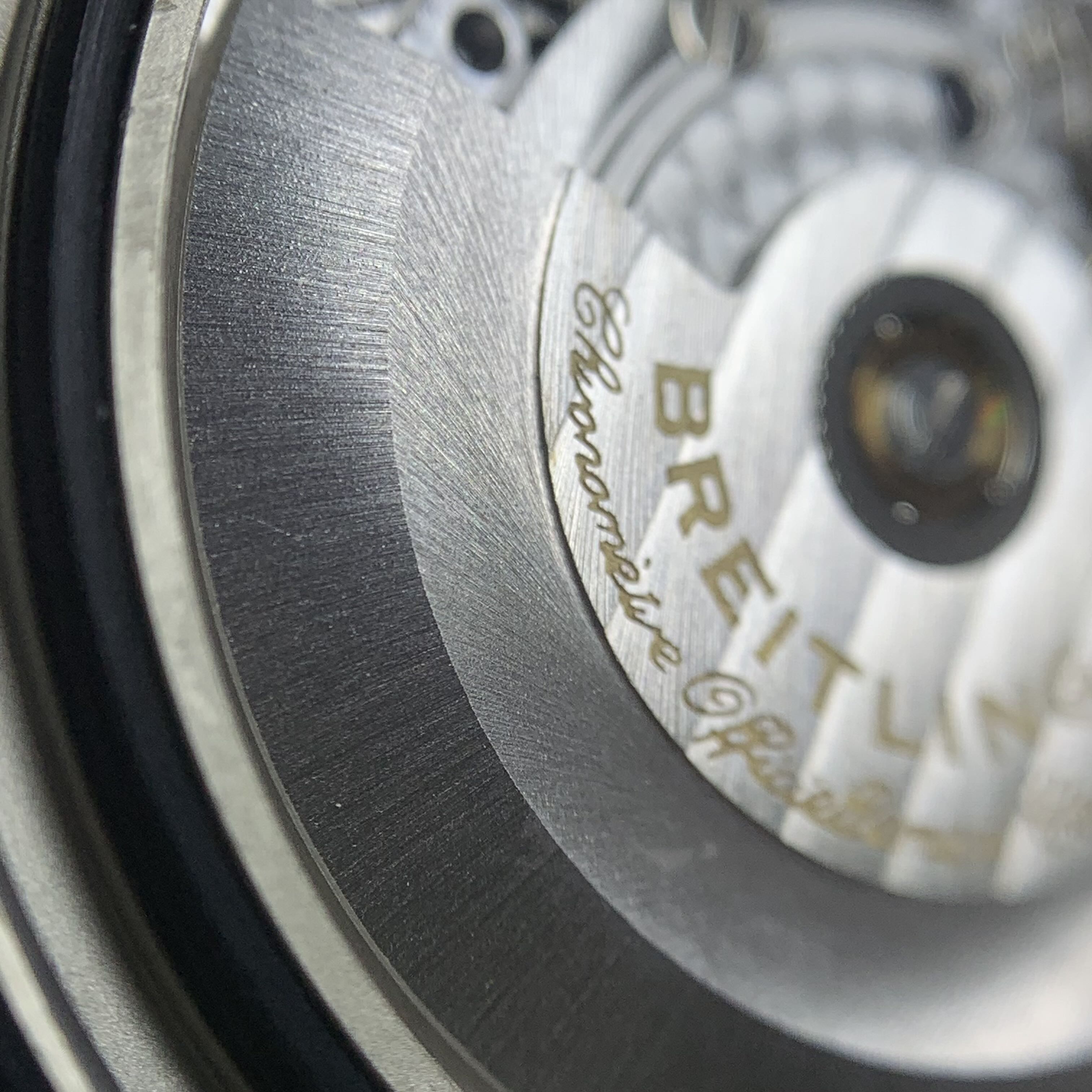Breitling Avenger 43 millimeters A17318101B1X1