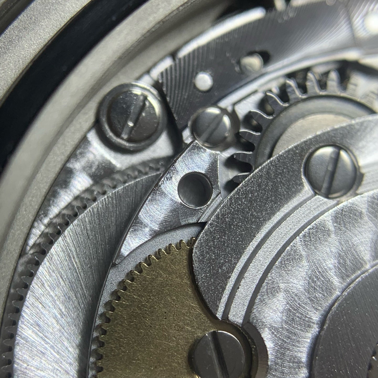 Breitling Avenger 43 millimeters A17318101B1X1