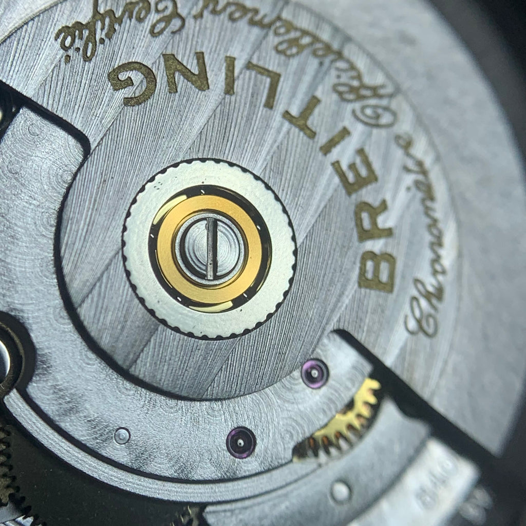 Breitling Avenger 43 millimeters A17318101B1X1