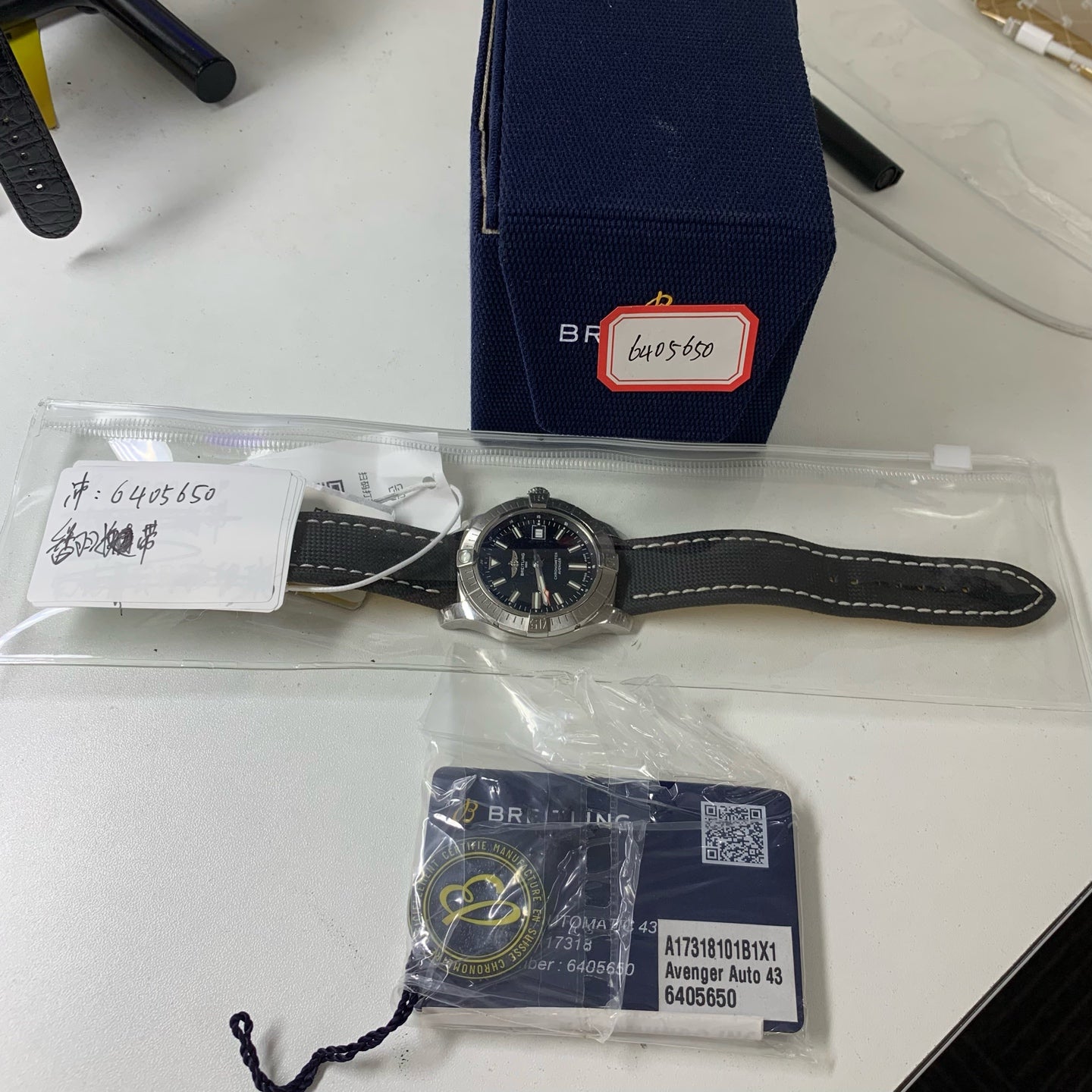 Breitling Avenger 43 millimeters A17318101B1X1