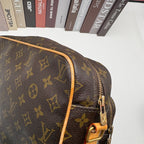 Louis Vuitton Messenger Bag