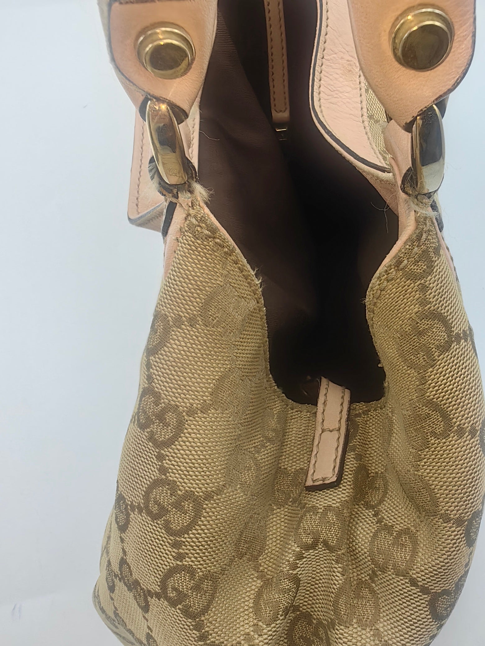 Gucci Leather Gold Shoulder Bag