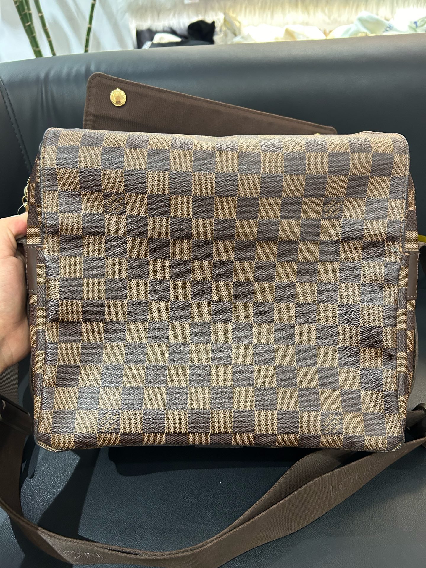 Louis Vuitton Crossbody