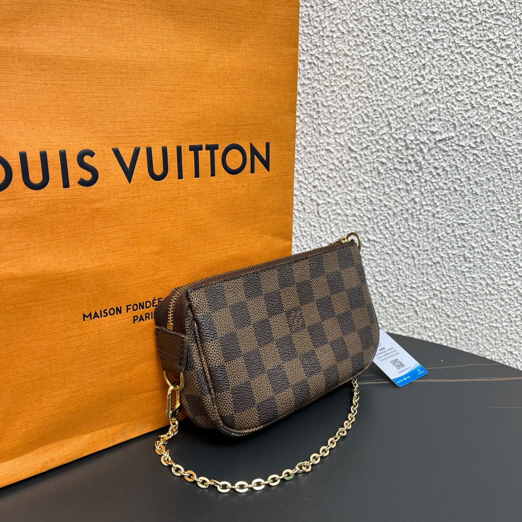 Louis Vuitton Shoulder Bag