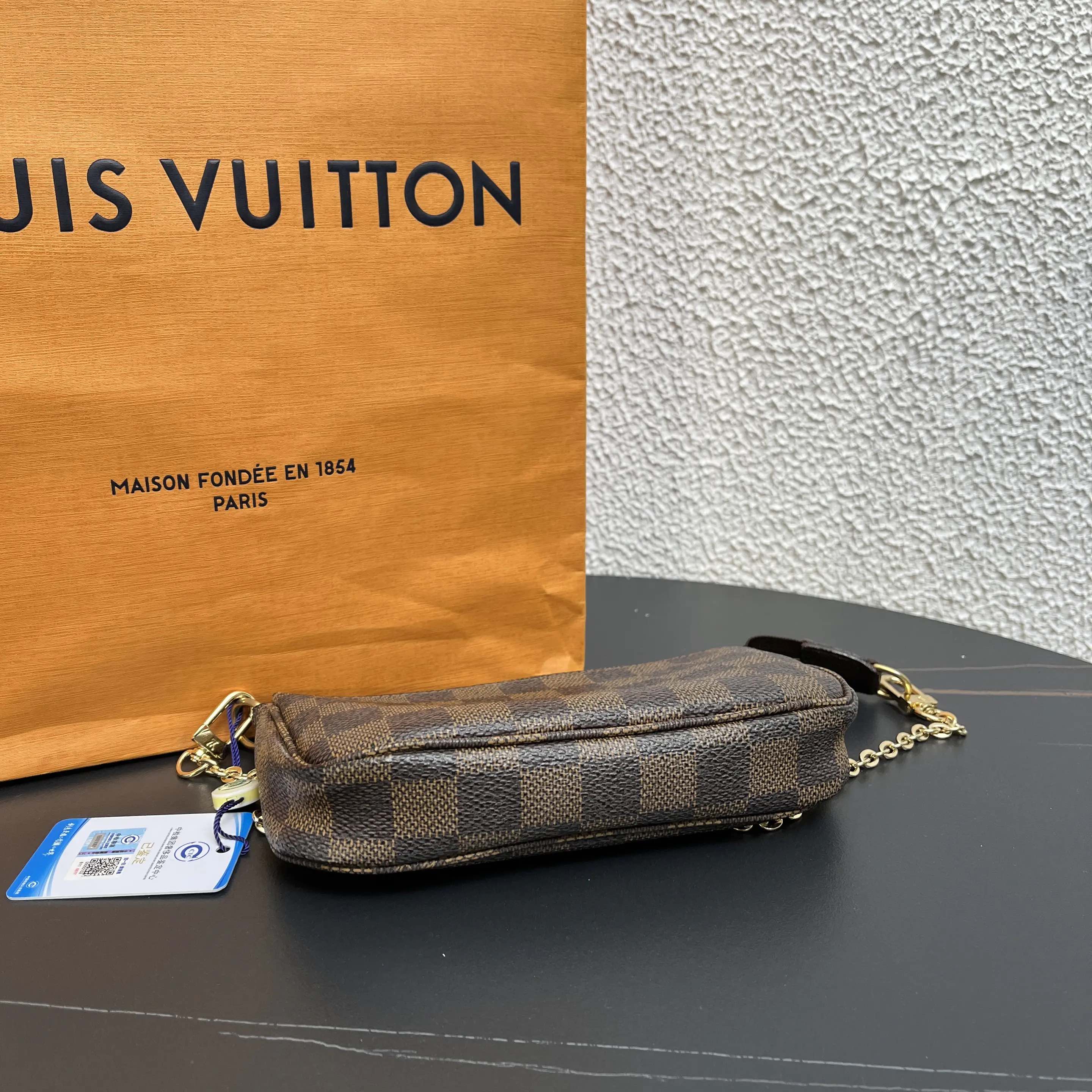 Louis Vuitton Shoulder Bag