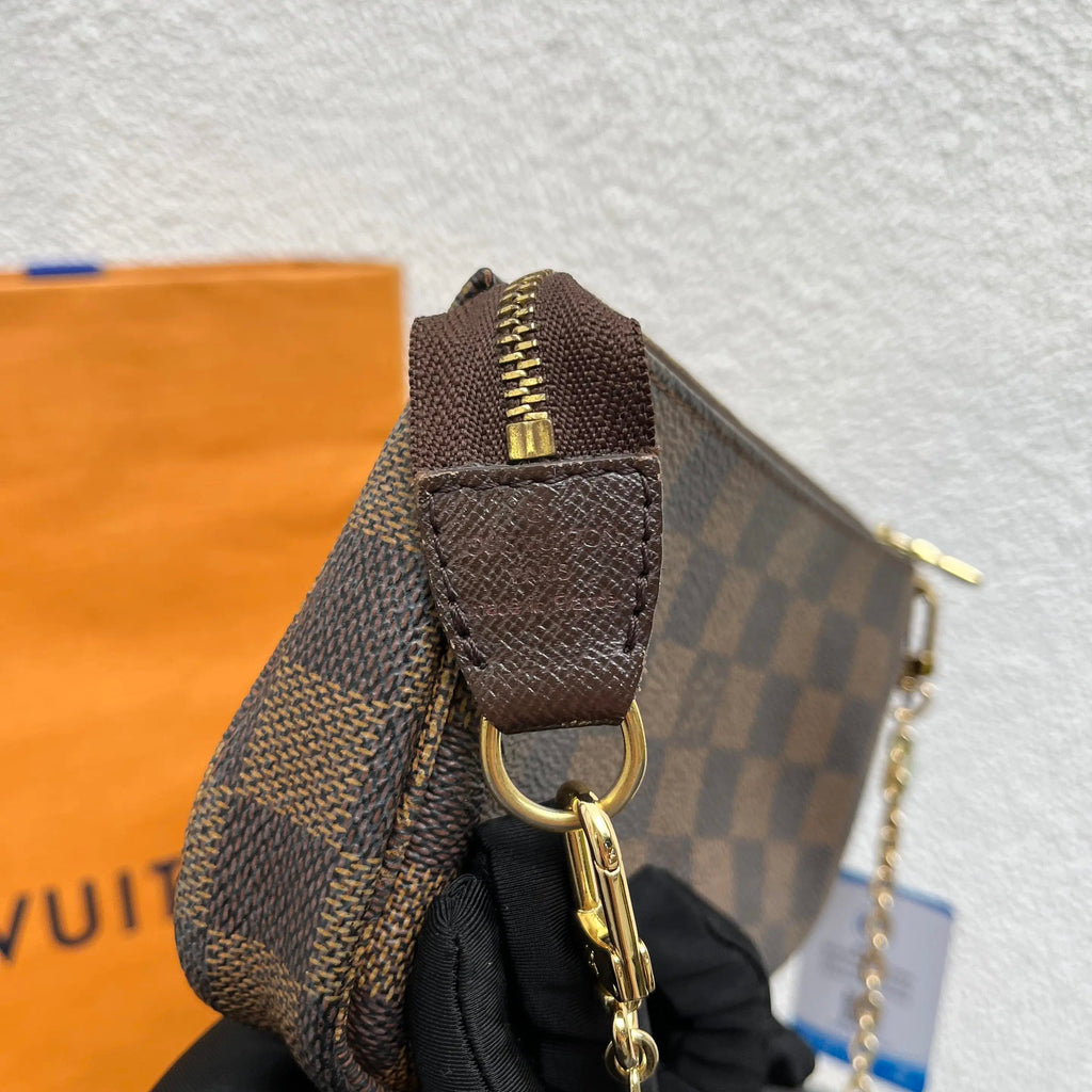 Louis Vuitton Shoulder Bag