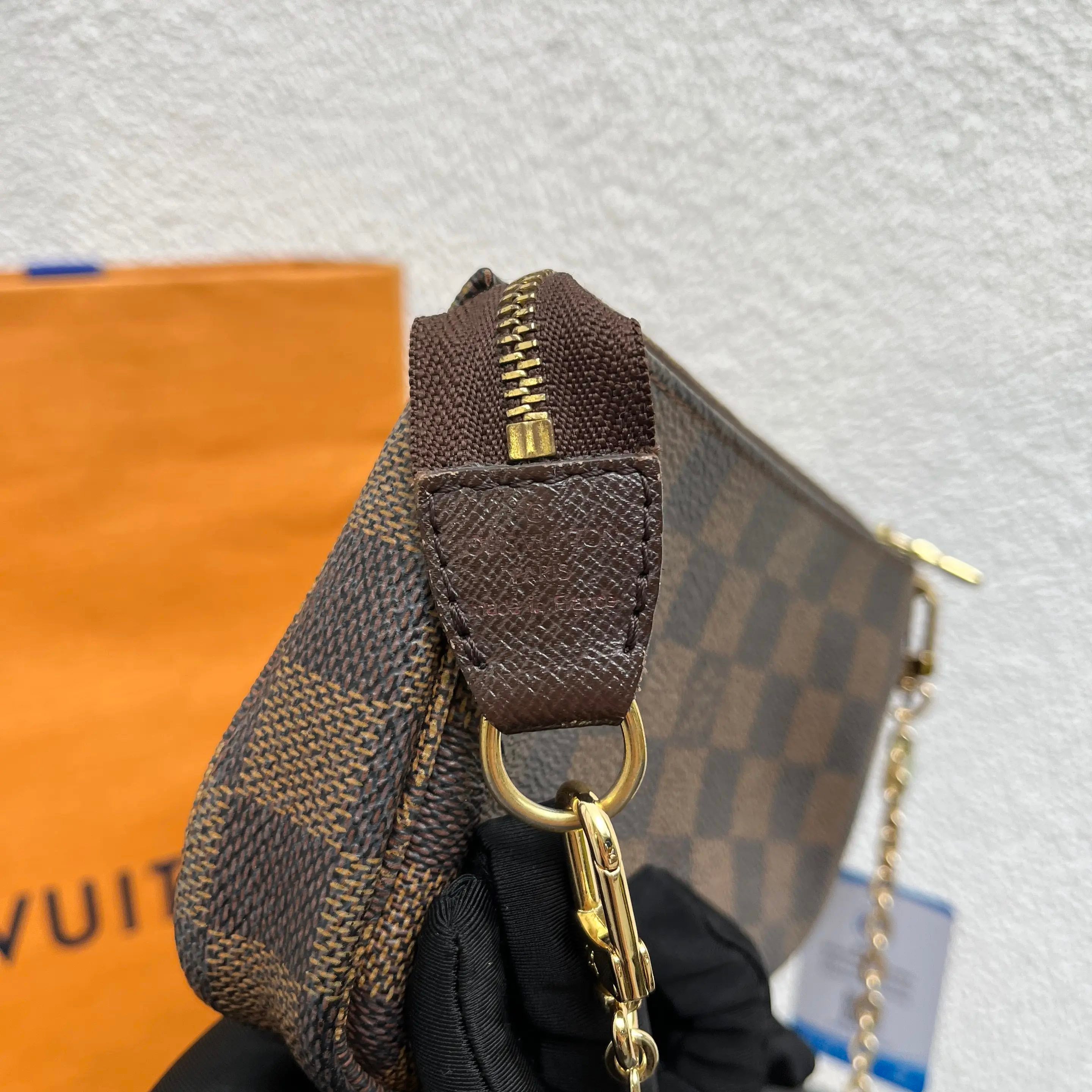 Louis Vuitton Shoulder Bag