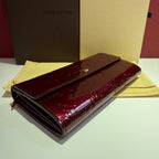 Louis Vuitton Red Clutch M90152