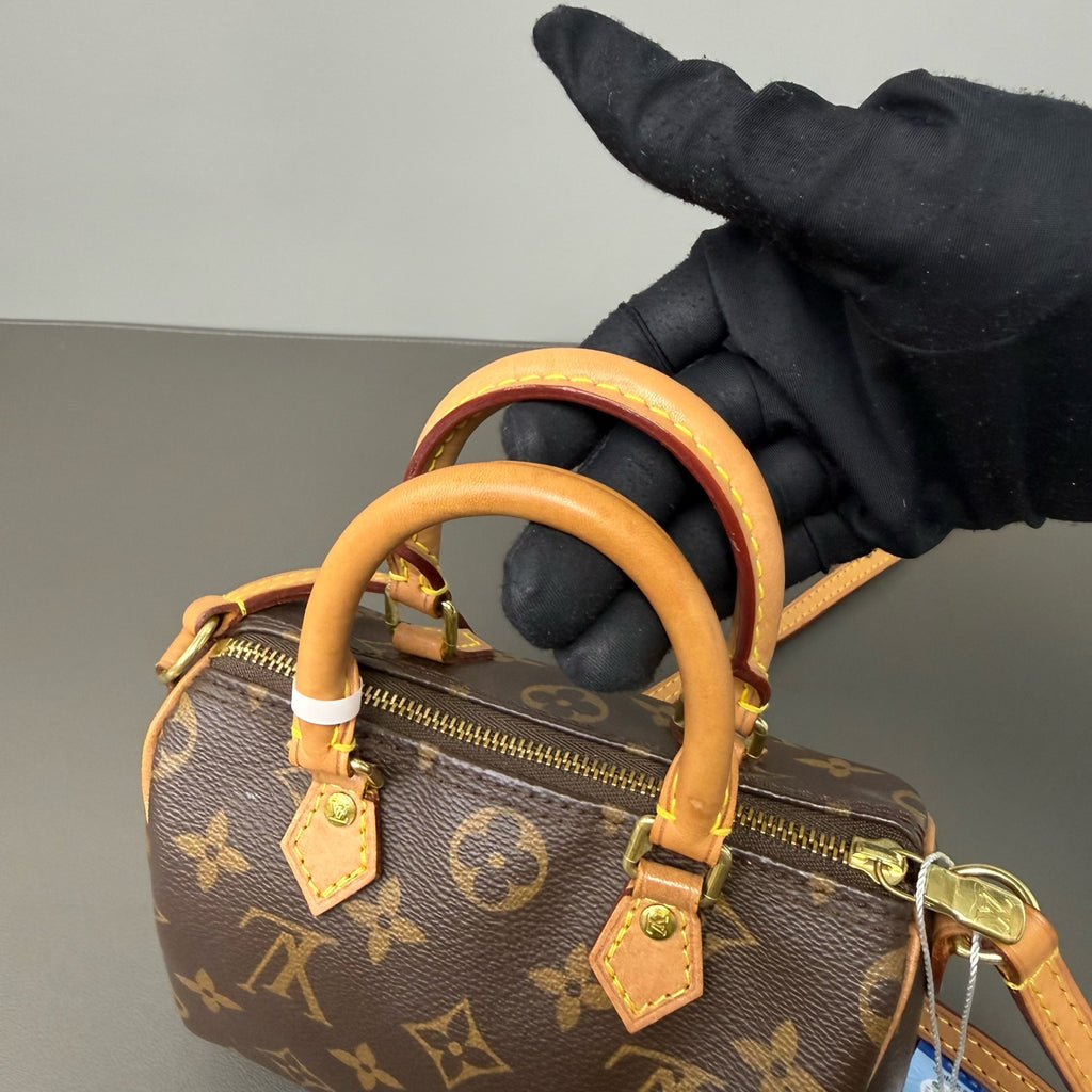Louis Vuitton Canvas Gold