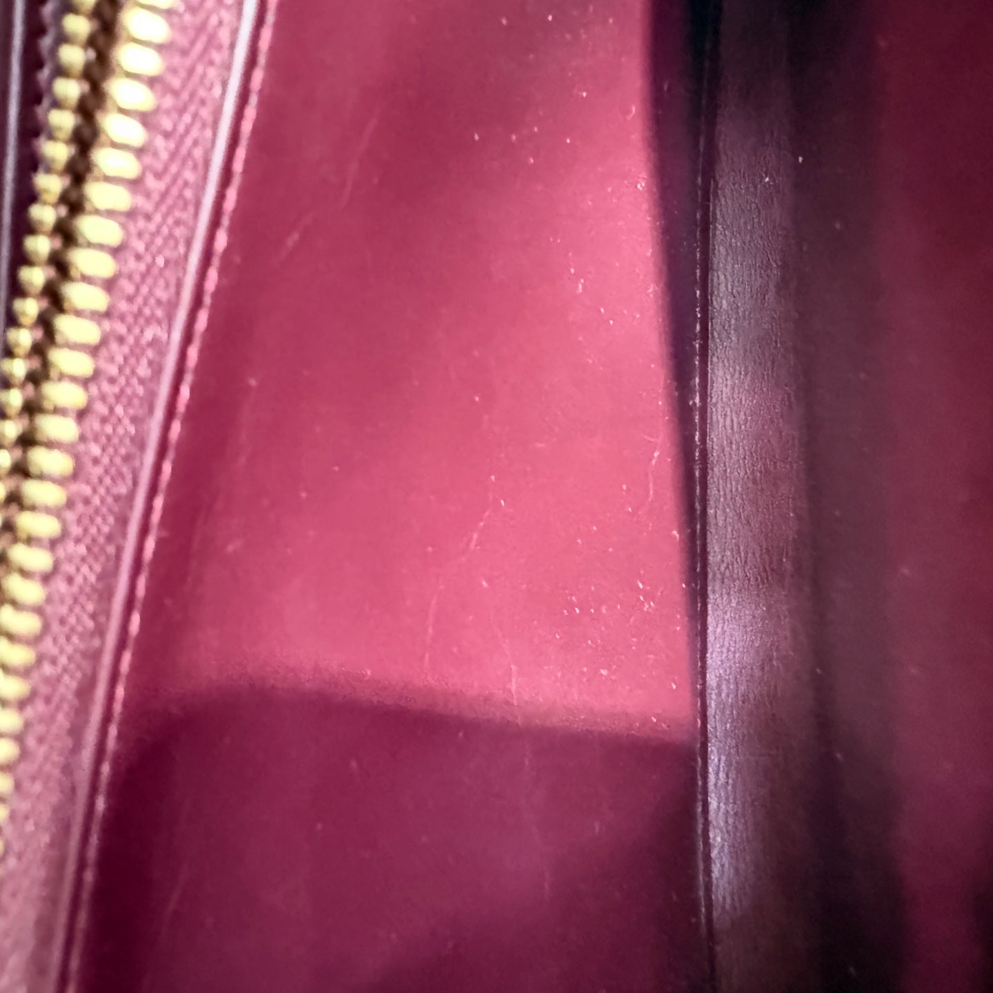 Louis Vuitton Red Clutch M90152