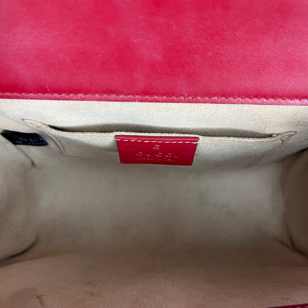 Gucci Red 409487CWC1G6433