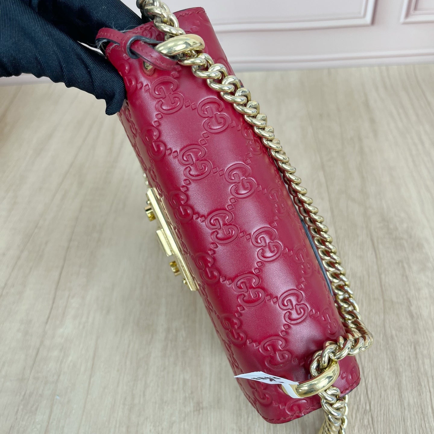 Gucci Red 409487CWC1G6433