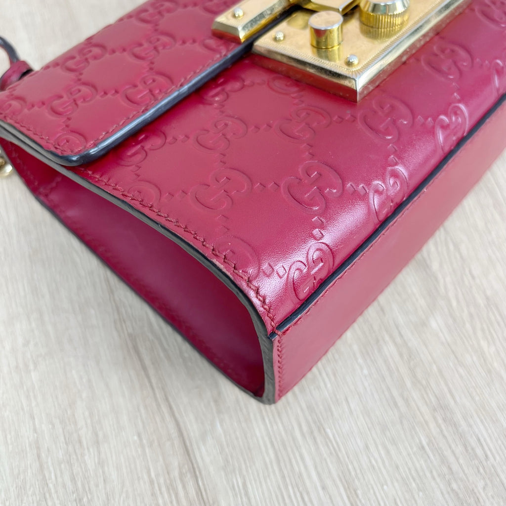 Gucci Red 409487CWC1G6433