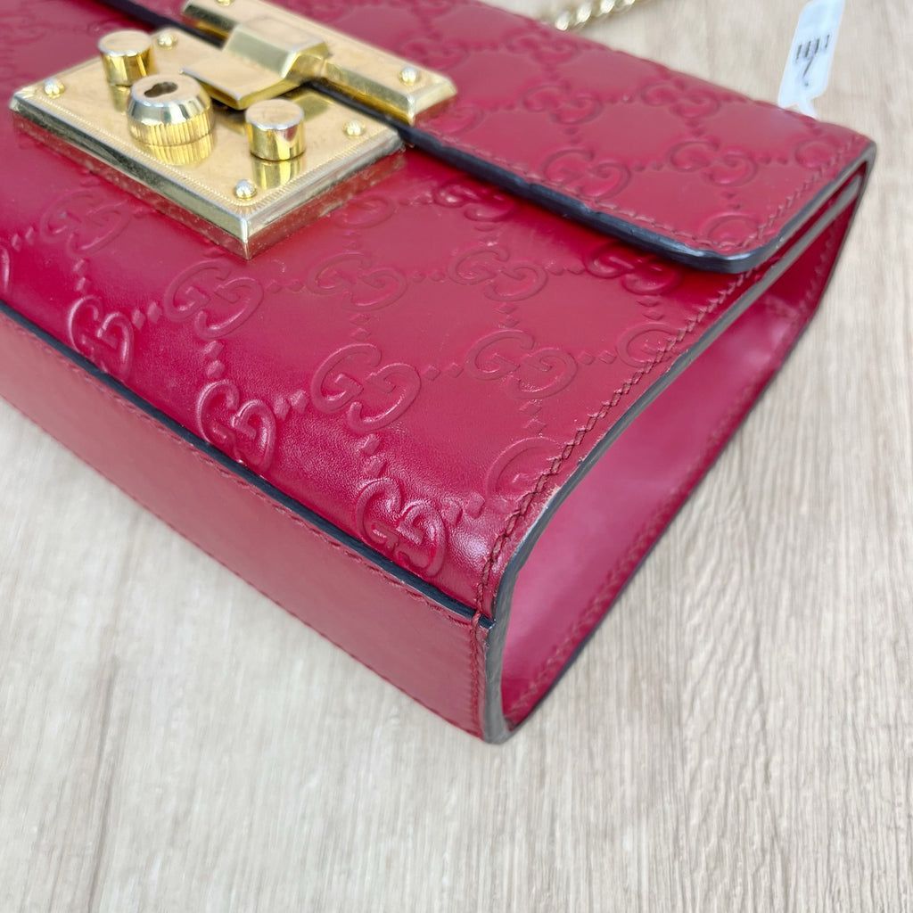 Gucci Red 409487CWC1G6433