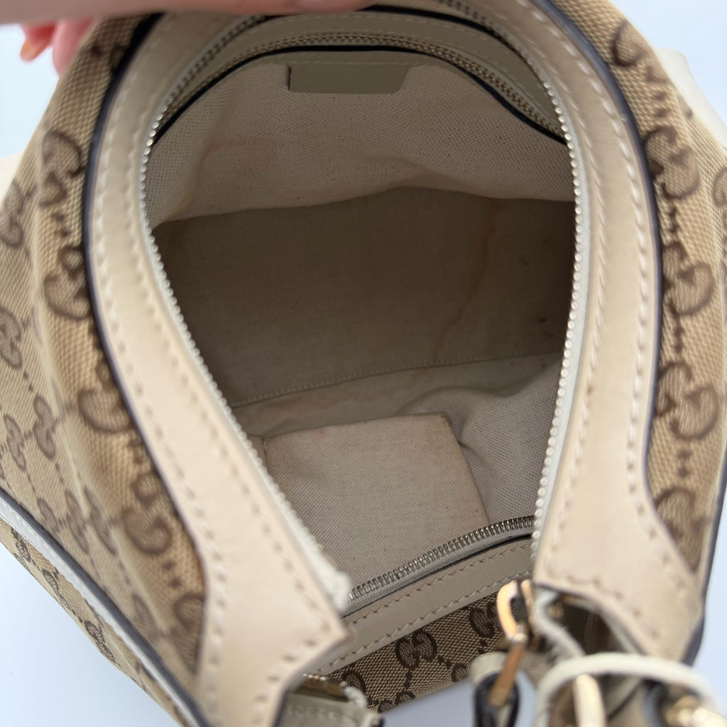Gucci Canvas Beige Shoulder Bag
