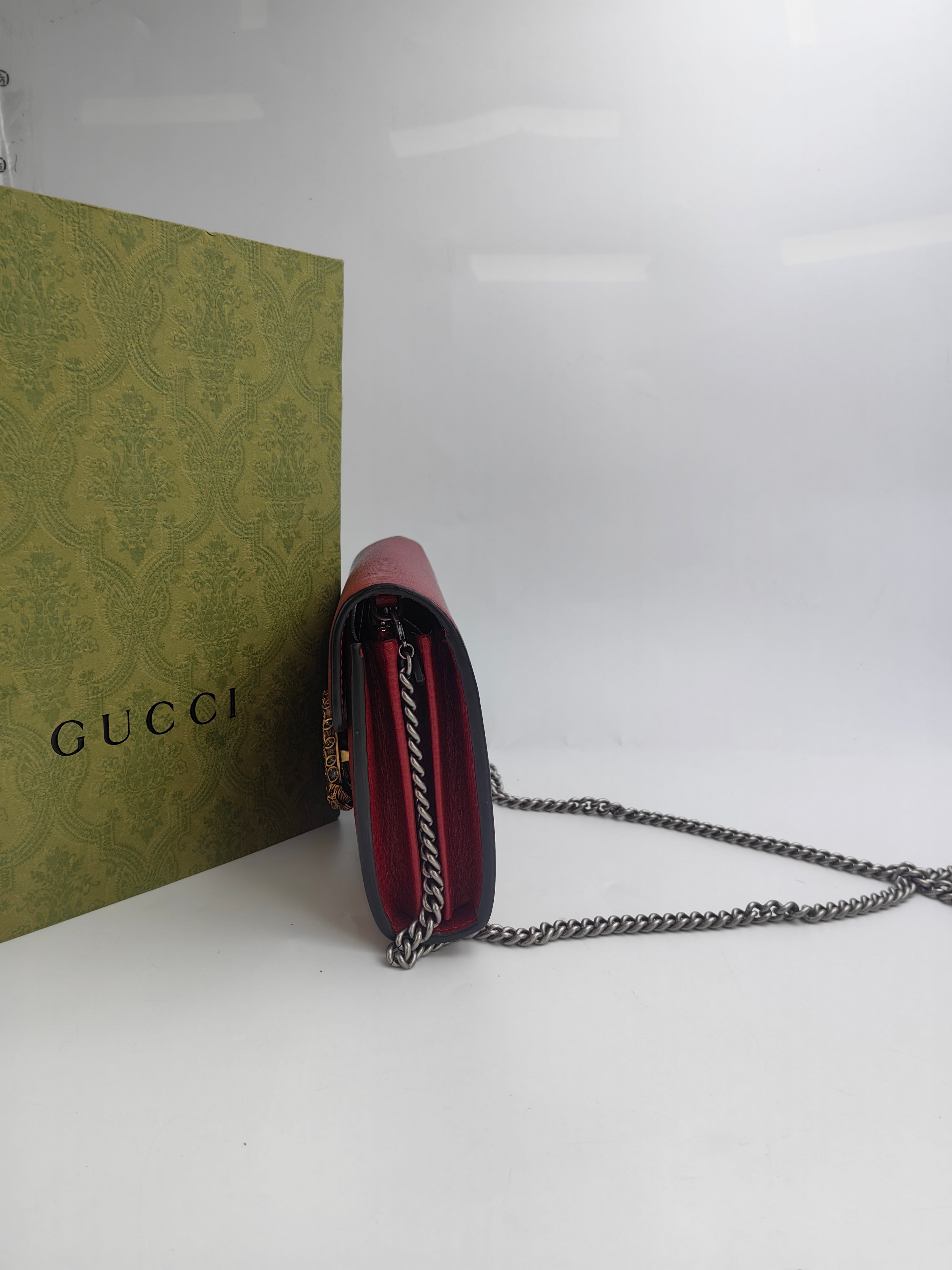 Gucci Red
