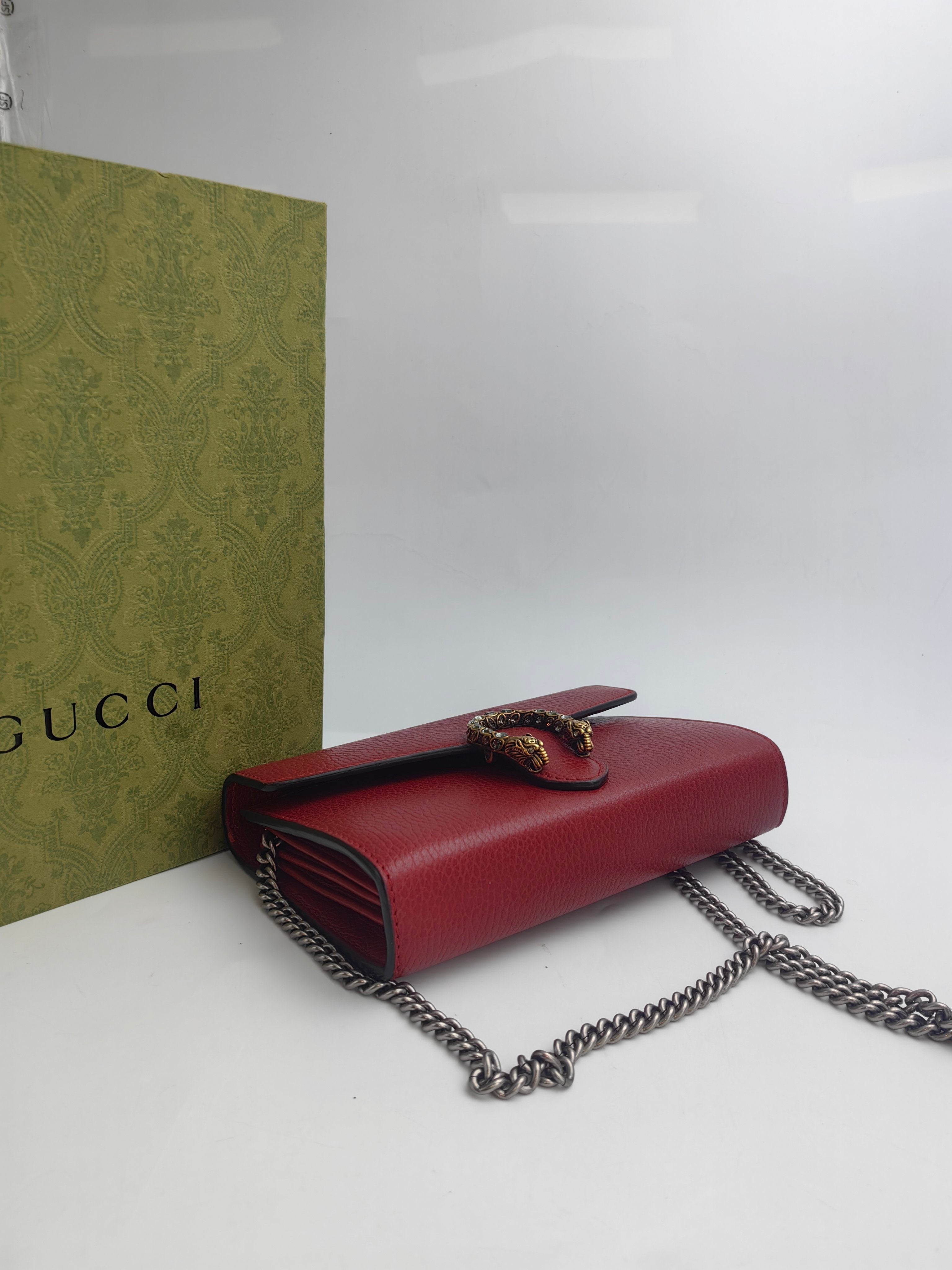 Gucci Red
