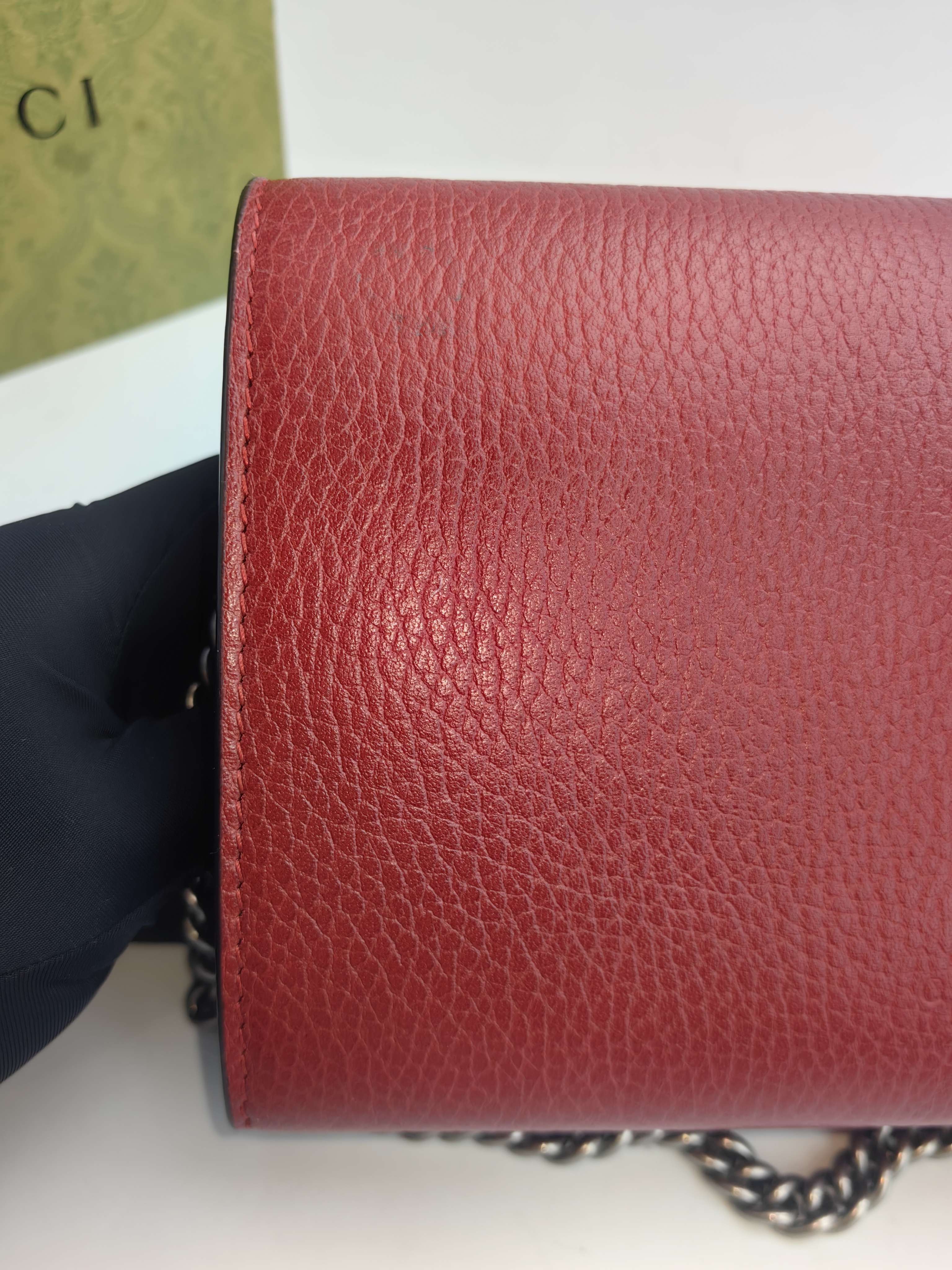 Gucci Red