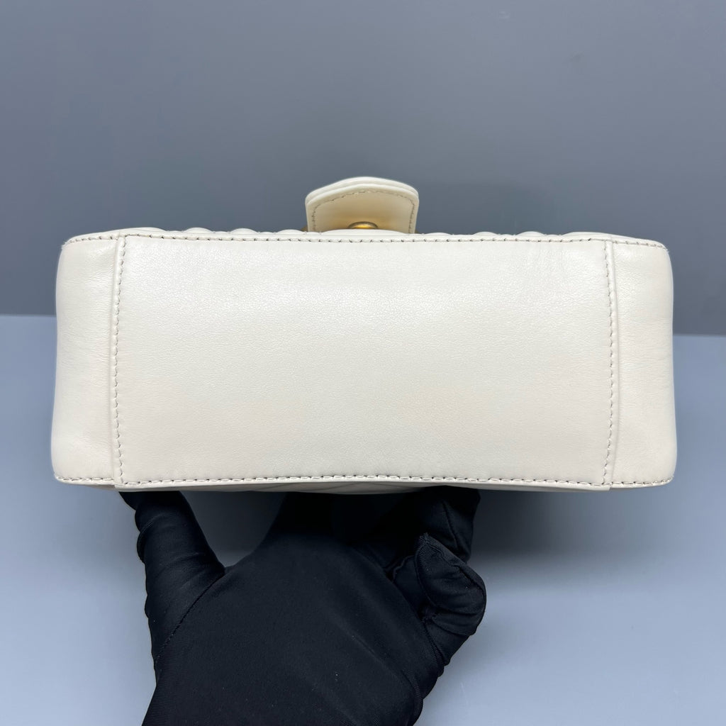 Gucci Messenger Bag